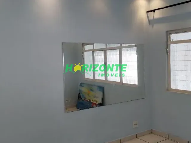Casa com 99m², à venda ou para alugar, no bairro Centro em São José dos Campos