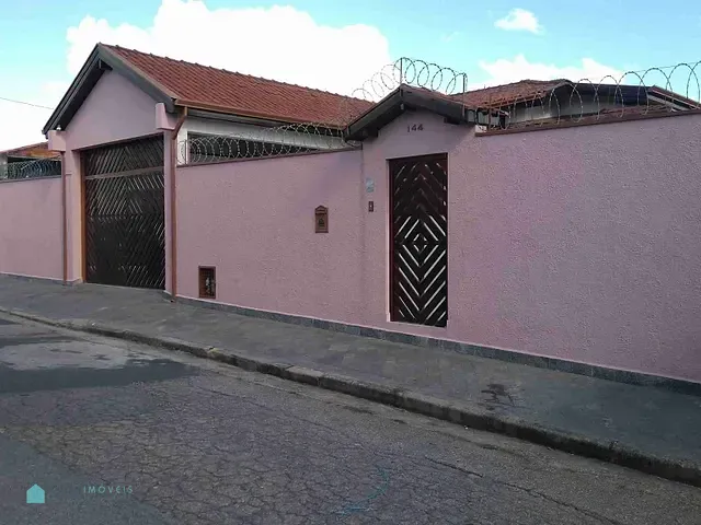 Casa à venda, no bairro Vila Barão em Sorocaba