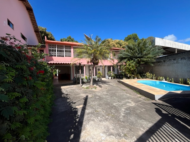 Casa 5 quartos e 4 banheiros, à venda, no bairro Novo Cavaleiro em Macaé