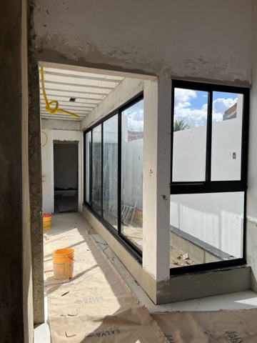 Casa 3 quartos e 4 banheiros, à venda, no bairro Lagoa em Macaé