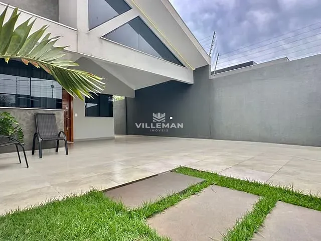 Casa com 205m² 3 quartos e 2 banheiros, à venda, no bairro Jardim Munique em Maringá