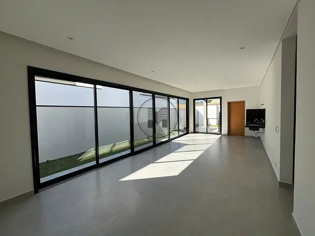 Casa 4 quartos e 5 banheiros, à venda, no bairro Loteamento Residencial Fazenda Casa Grande em Taubaté