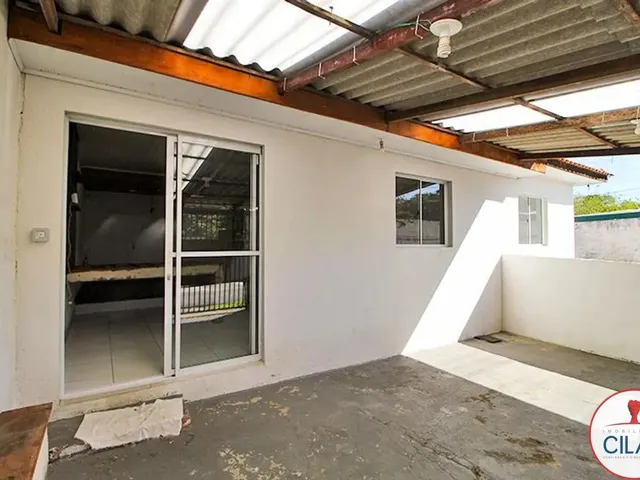 Casa 2 quartos e 1 banheiro, para alugar, no bairro Cidade Industrial em Curitiba