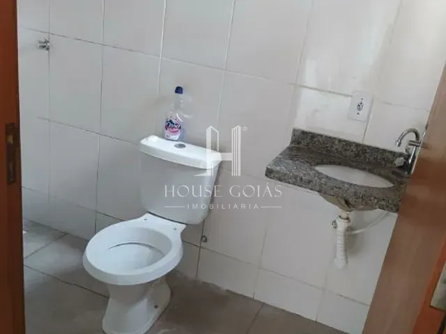 Casa com 360m² 2 quartos e 2 banheiros, à venda, no bairro Rosa dos Ventos em Aparecida de Goiânia
