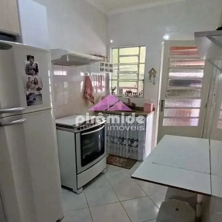 Casa, 2 quartos, 150 m² - Foto 1