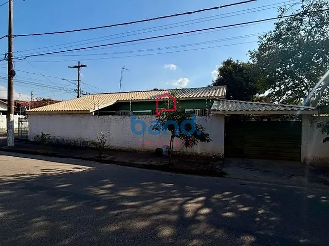 Casa com 300m² 2 quartos e 1 banheiro, à venda, no bairro Jardim Borba Gato em Porto Feliz