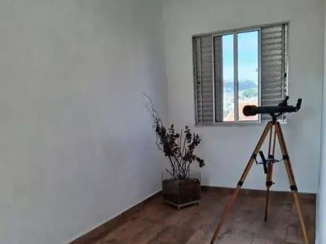 Casa com 145m² 4 quartos e 2 banheiros, à venda, no bairro Vila Luzita em Santo André