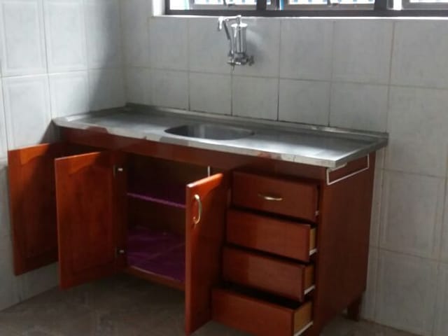Casa com 260m² 2 quartos e 1 banheiro, à venda, no bairro Itaim em Taubaté