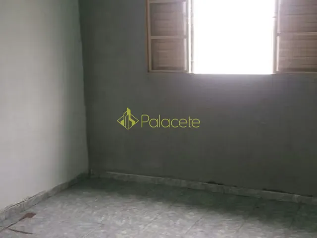 Casa com 260m² 2 quartos e 1 banheiro, à venda, no bairro Itaim em Taubaté