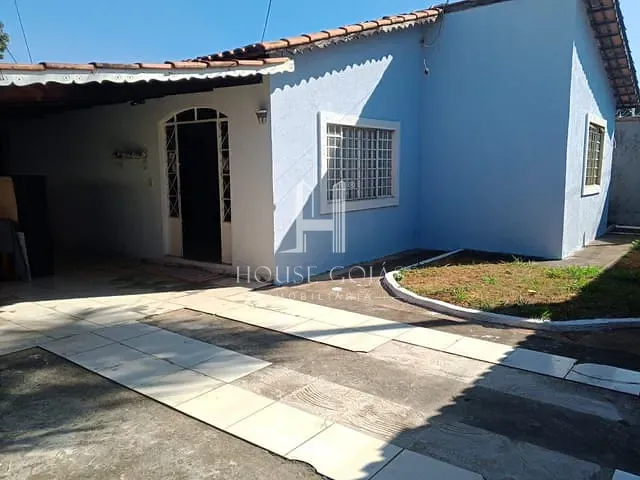 Casa 3 quartos e 2 banheiros, à venda, no bairro Jardim Helvécia em Aparecida de Goiânia