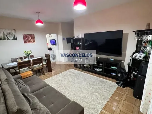 Casa com 200m² 3 quartos e 3 banheiros, à venda, no bairro Centro em São José dos Campos