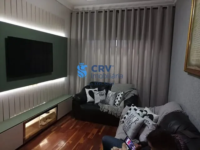 Casa com 180m² 3 quartos e 2 banheiros, à venda, no bairro San Fernando em Londrina