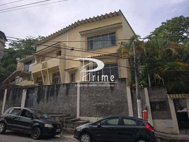 Casa com 510m² 4 quartos e 5 banheiros, à venda, no bairro Santa Rosa em Niterói