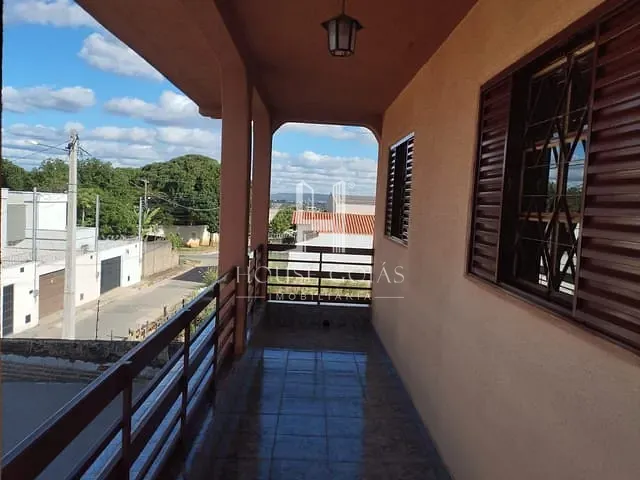 Casa 6 quartos e 6 banheiros, à venda, no bairro Jardim Helvécia em Aparecida de Goiânia