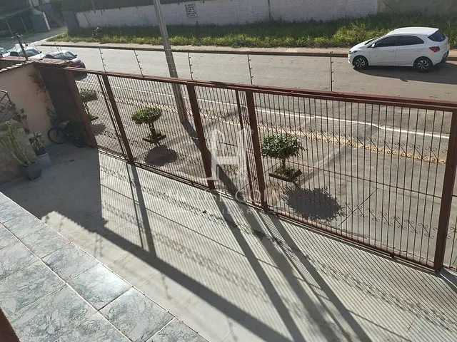 Casa 6 quartos e 6 banheiros, à venda, no bairro Jardim Helvécia em Aparecida de Goiânia