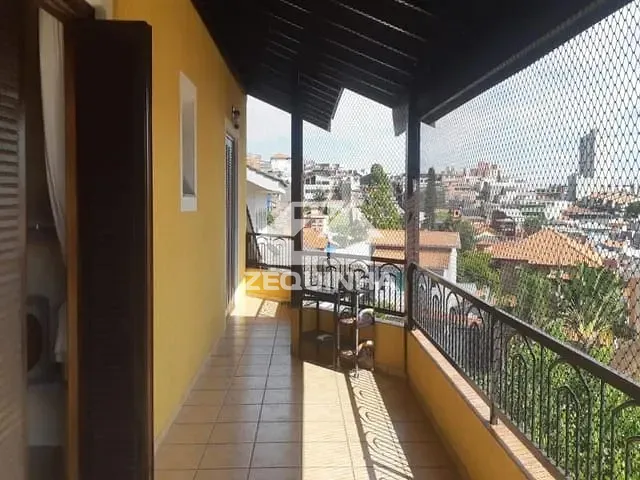 Casa com 430m² 4 quartos e 5 banheiros, à venda, no bairro City Bussocaba em Osasco