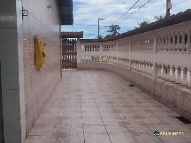 Casa 2 quartos e 1 banheiro, à venda, no bairro Indaiá em Bertioga