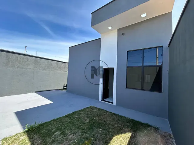 Casa 2 quartos e 1 banheiro, à venda, no bairro Campinas em Pindamonhangaba