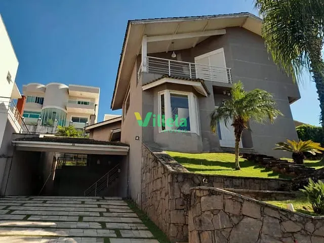 Casa 4 quartos e 2 banheiros, à venda ou para alugar, no bairro Chácaras Copaco em Arujá