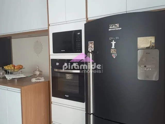 Casa com 300m² 3 quartos e 1 banheiro, à venda, no bairro Bairro do Grama em Caçapava