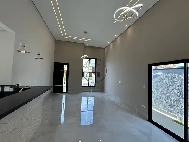 Casa 3 quartos e 3 banheiros, à venda, no bairro Piracangaguá em Taubaté