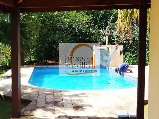 Casa com 1300m² 3 quartos e 3 banheiros, à venda, no bairro Residencial Country Felix em Bom Jesus dos Perdões