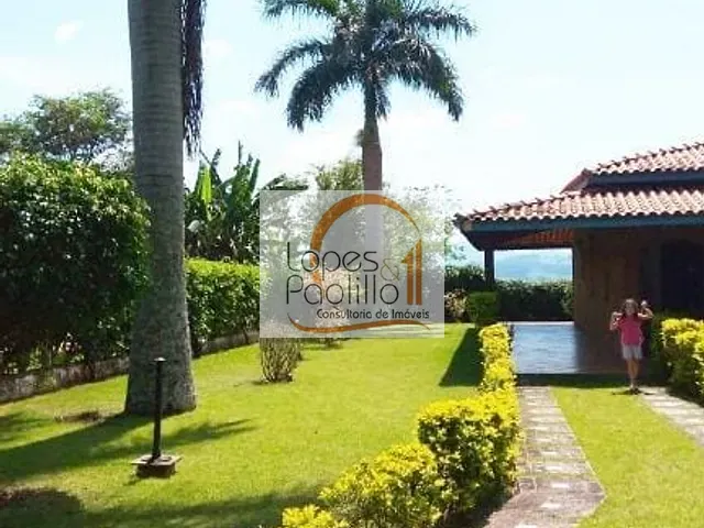Casa com 1300m² 3 quartos e 3 banheiros, à venda, no bairro Residencial Country Felix em Bom Jesus dos Perdões