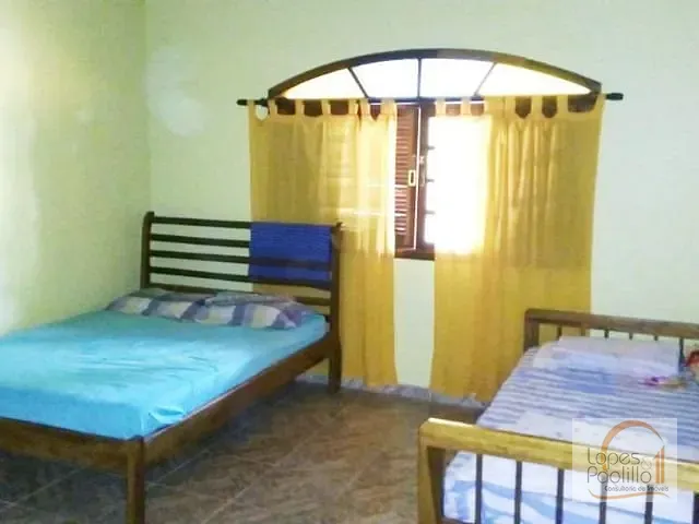 Casa com 1300m² 3 quartos e 3 banheiros, à venda, no bairro Residencial Country Felix em Bom Jesus dos Perdões