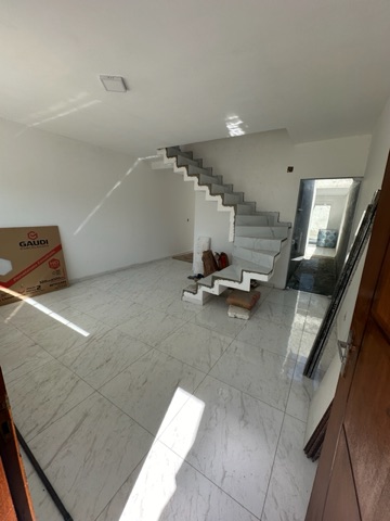 Casa com 90m² 2 quartos e 2 banheiros, à venda, no bairro Conjunto Residencial Araretama em Pindamonhangaba