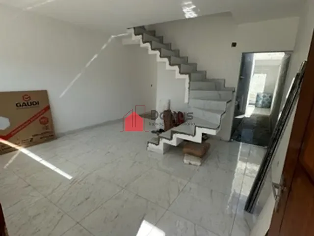 Casa com 90m² 2 quartos e 2 banheiros, à venda, no bairro Conjunto Residencial Araretama em Pindamonhangaba