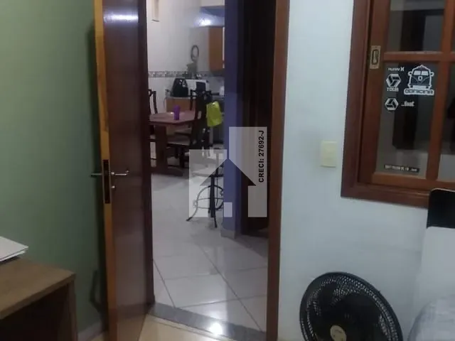 Casa com 250m² 3 quartos e 2 banheiros, à venda, no bairro Jardim Esplanada em Jundiaí