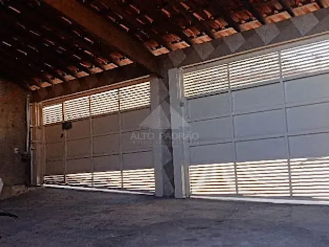 Casa com 350m² 4 quartos e 3 banheiros, à venda, no bairro Jardim Guapituba em Mauá