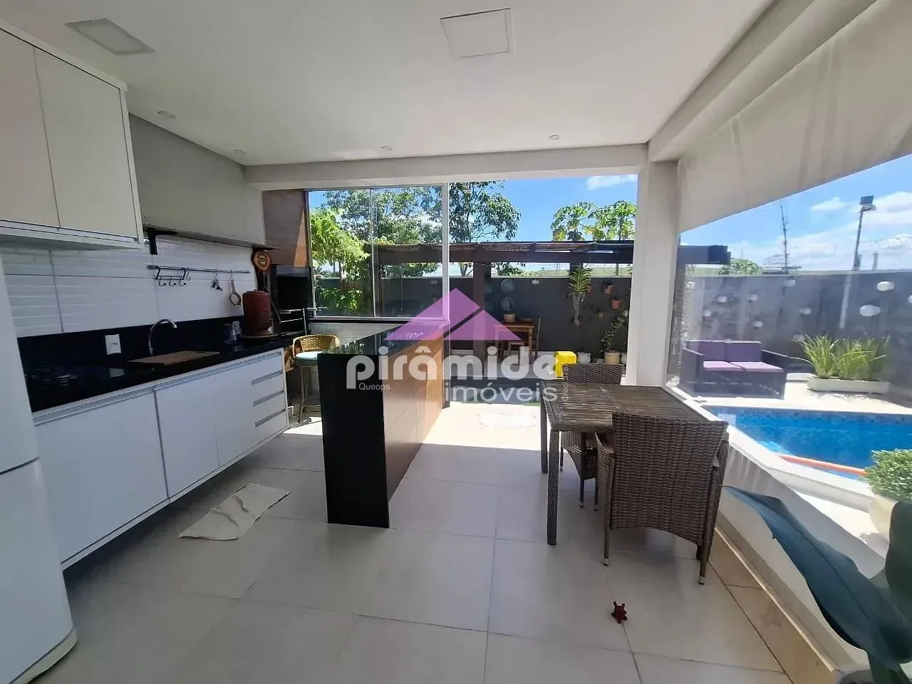 Casa, 3 quartos, 220 m² - Foto 11