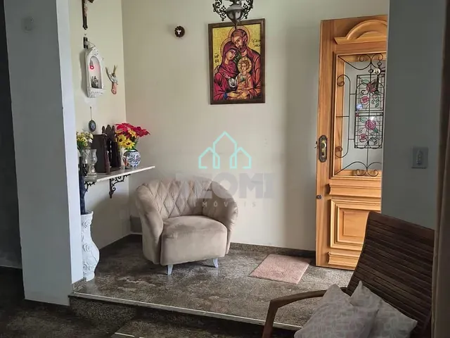 Casa 4 quartos e 3 banheiros, à venda, no bairro Centro em Taubaté