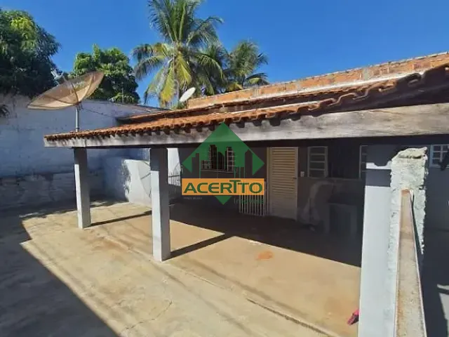 Casa com 360m² 2 quartos e 2 banheiros, à venda, no bairro Umuarama em Araçatuba