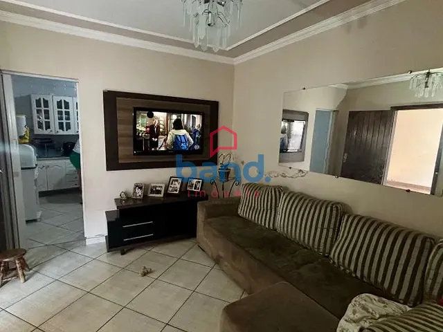 Casa com 118m² 2 quartos e 2 banheiros, à venda, no bairro Centro em Porto Feliz