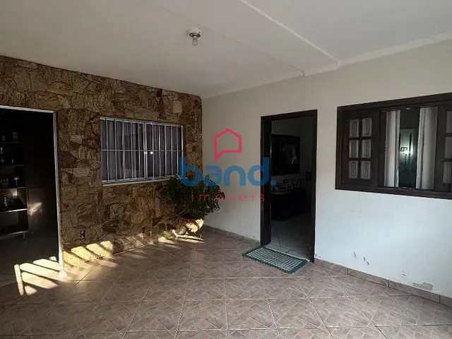 Casa com 118m² 2 quartos e 2 banheiros, à venda, no bairro Centro em Porto Feliz