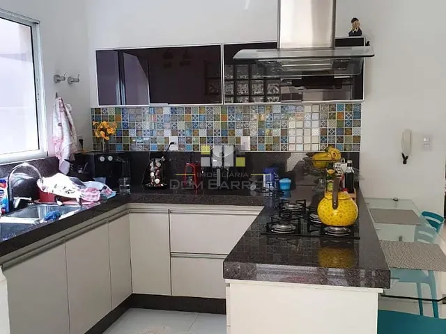 Casa com 280m² 3 quartos e 5 banheiros, à venda, no bairro Jardim Residencial Ravagnani em Sumaré