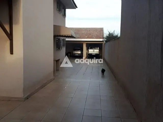 Sobrado com 462m² 3 quartos e 4 banheiros, à venda, no bairro Oficinas em Ponta Grossa