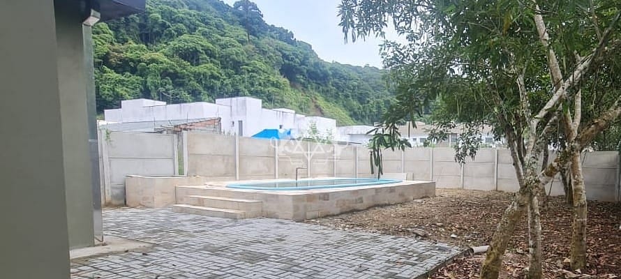 Casa à venda com 2 quartos, 52m² - Foto 21
