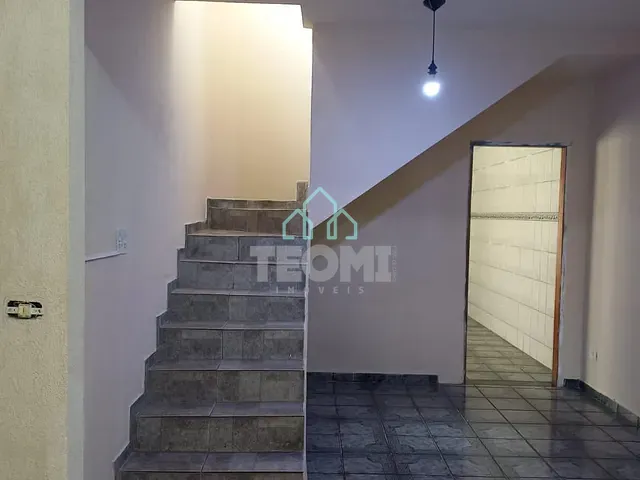 Casa 4 quartos e 1 banheiro, à venda, no bairro Jardim Gurilândia em Taubaté