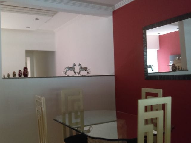 Casa com 150m² 2 quartos e 3 banheiros, à venda, no bairro Vila Santana em Sorocaba