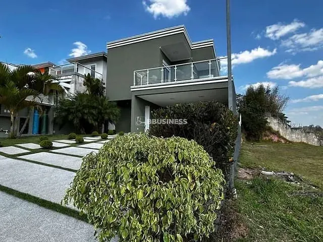 Casa com 440m² 3 quartos e 3 banheiros, à venda, no bairro Jardim Colibri em Cotia