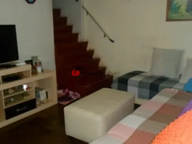 Casa com 161m² 3 quartos e 1 banheiro, à venda, no bairro Nova Gerti em São Caetano do Sul