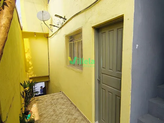 Casa à venda, no bairro Jardim Adriane em Itaquaquecetuba