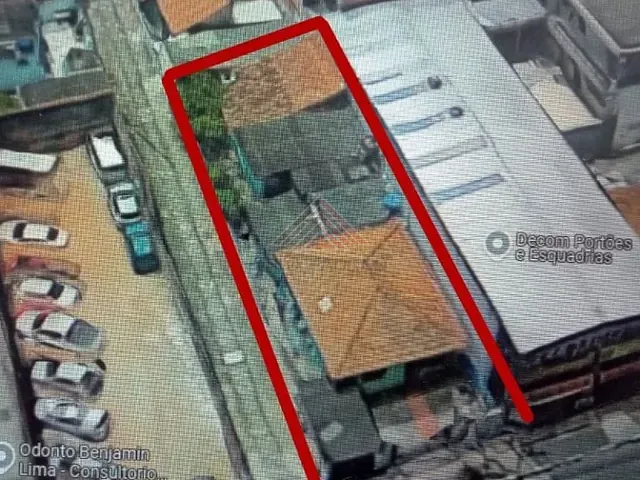 Casa com 300m² 3 quartos e 2 banheiros, à venda, no bairro Jardim Zaira em Mauá