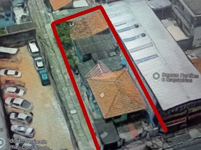 Casa com 300m² 3 quartos e 2 banheiros, à venda, no bairro Jardim Zaira em Mauá