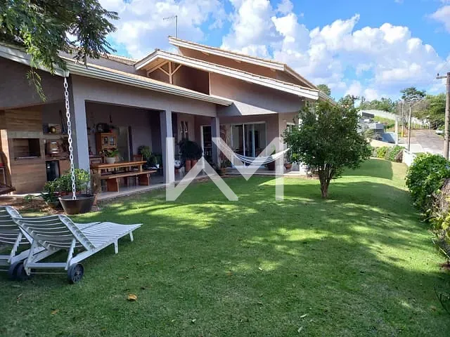 Casa com 700m² 3 quartos e 4 banheiros, à venda, no bairro Jardim Paraíso da Usina em Atibaia