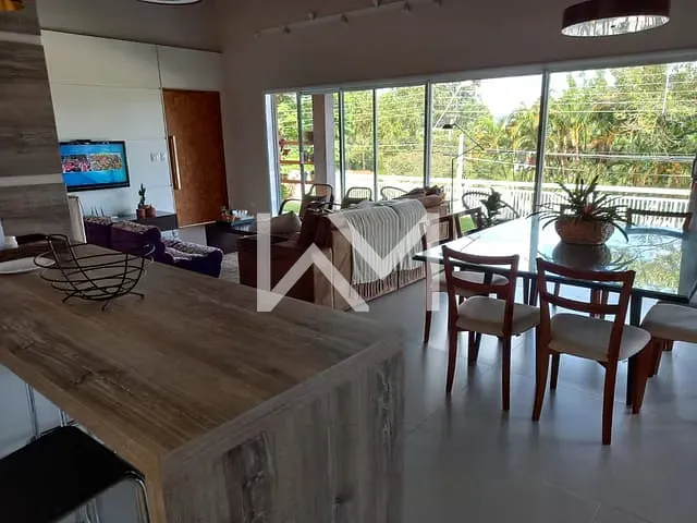 Casa com 700m² 3 quartos e 4 banheiros, à venda, no bairro Jardim Paraíso da Usina em Atibaia