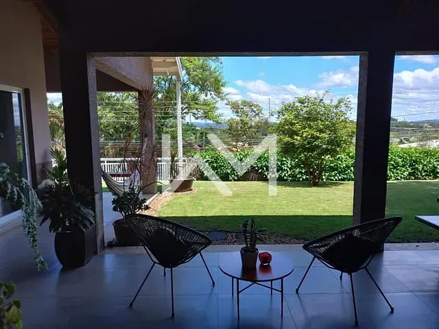 Casa com 700m² 3 quartos e 4 banheiros, à venda, no bairro Jardim Paraíso da Usina em Atibaia